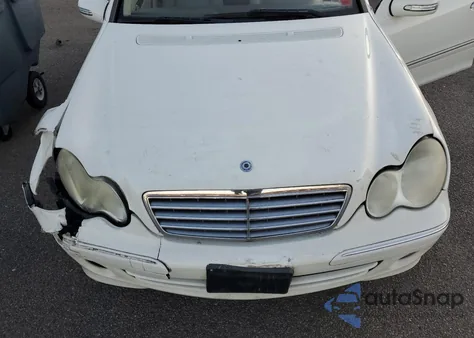 2007 Mercedes-Benz C 280 4Matic из США, поврежденный, VIN WDBRF92H07F908967